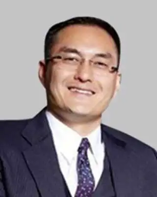 Dr. John Shiau, MD, Neuro Spine Surgeon